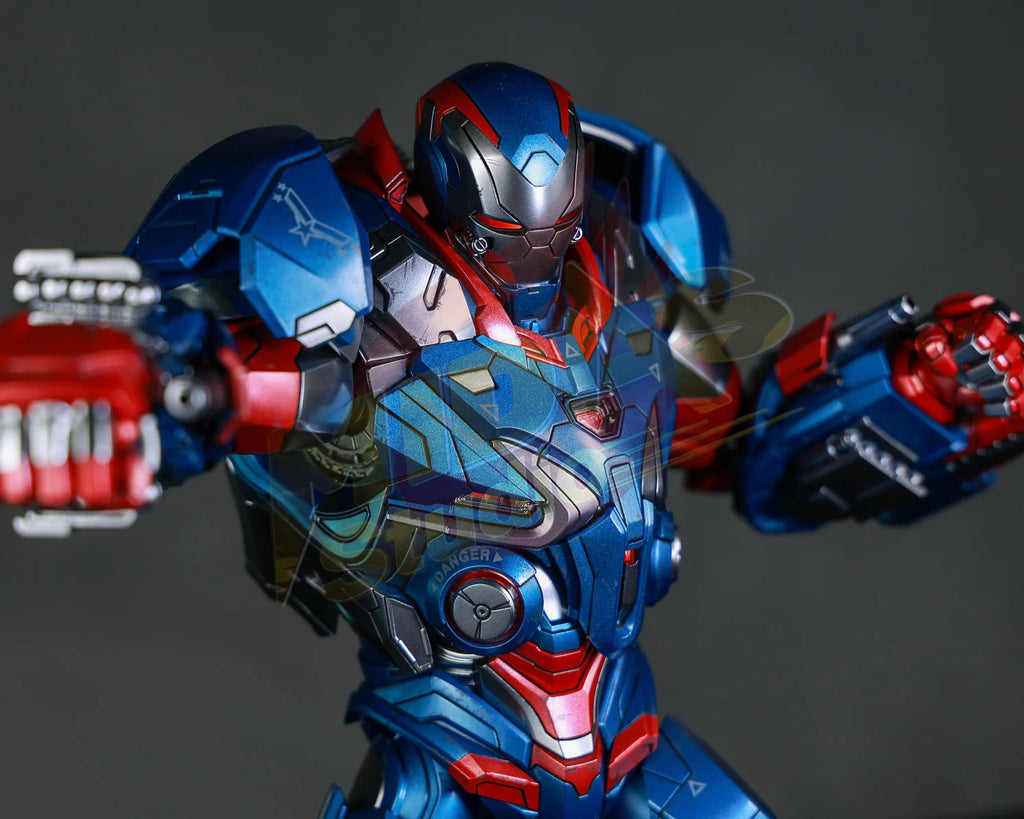 Brand New🔥 Hot Toys MMS547D34 Avengers Endgame Iron Patriot 1/6 Scale Collectible Figure Set