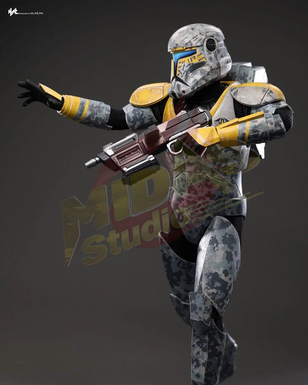 Brand New🔥 Hot Toys 1/6 Scale Star Wars: The Clone Wars Clone Commando Gregor Collectible Figure (Hot Toys Exclusive, TMS155)