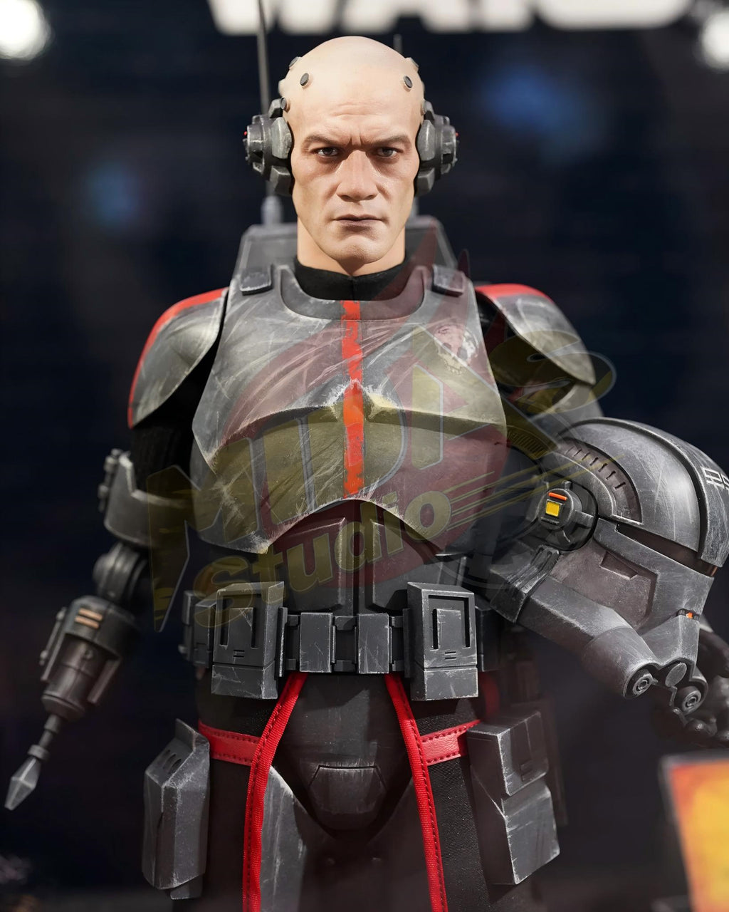 Brand New🔥 Hot Toys 1/6 Scale Star Wars: The Bad Batch - Echo Collectible Figure (TMS042)