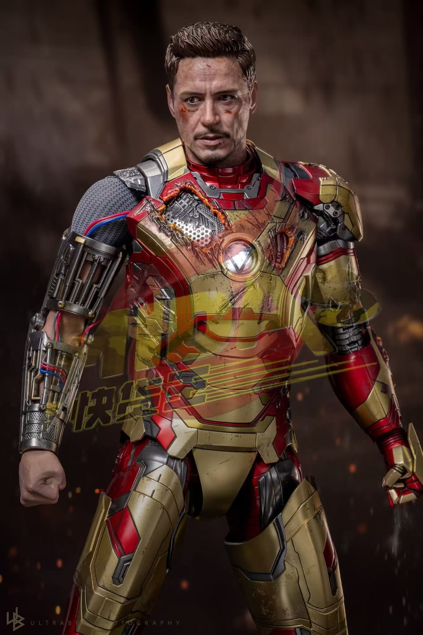 READY🔥Hot Toys MMS759D66B Marvel Ironman 3 Ironman Mark 42 (2.0) 1/6 Scale Collectible Figure (Deluxe Version) Special Edition
