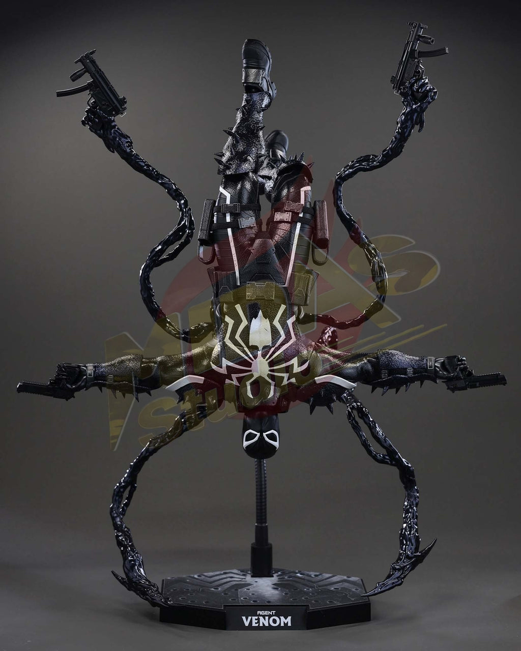 Brand New🔥 Hot Toys CMS025 Marvel Comics Agent Venom 1/6 Scale Collectible Figure Set