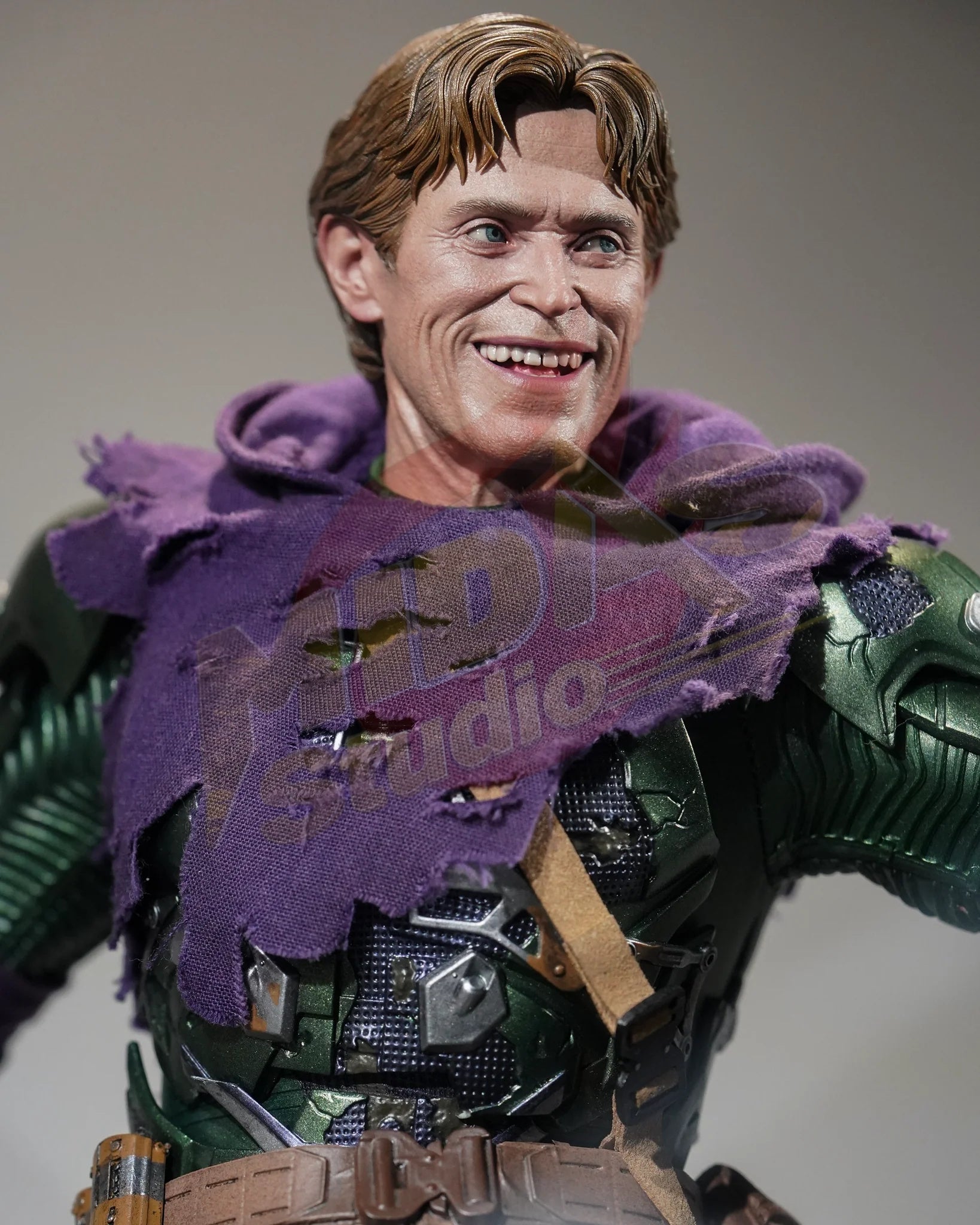Brand New🔥 Hot Toys 1/6 Scale Spider-Man: No Way Home Green Goblin (Upgraded Suit) Collectible Figure (MMS674)