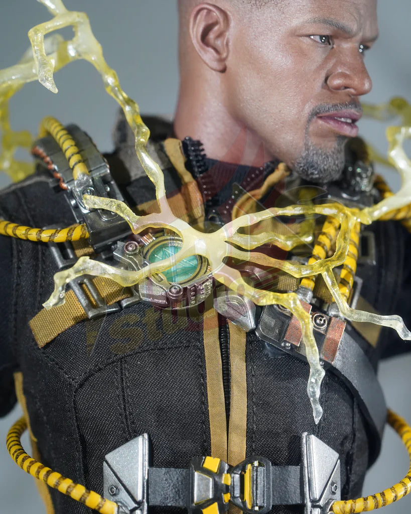 Brand New🔥 Hot Toys 1/6 Scale Spider-Man: No Way Home Electro Collectible Figure (MMS644)