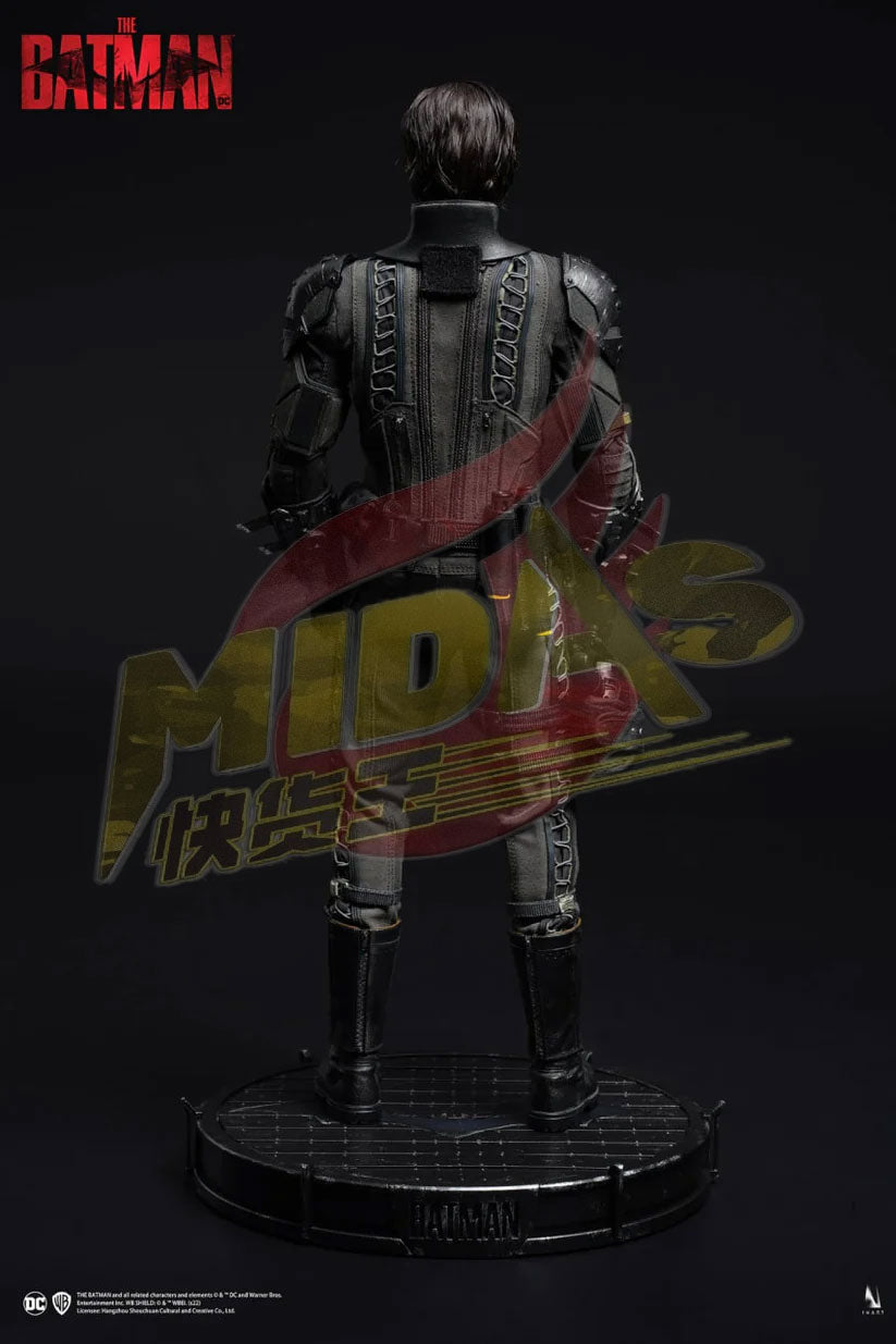 INART🔥The Batman 1:6 Scale Collectible Figure (Premium Edition) (Rooted Hair)