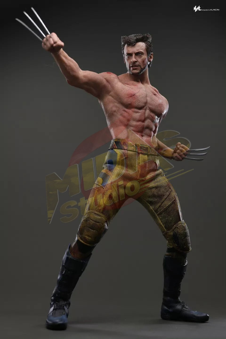 Brand New🔥 Hot Toys 1/6 Scale Marvel: Deadpool & Wolverine - Wolverine (Jacket Version) Collectible Figure (MMS756)