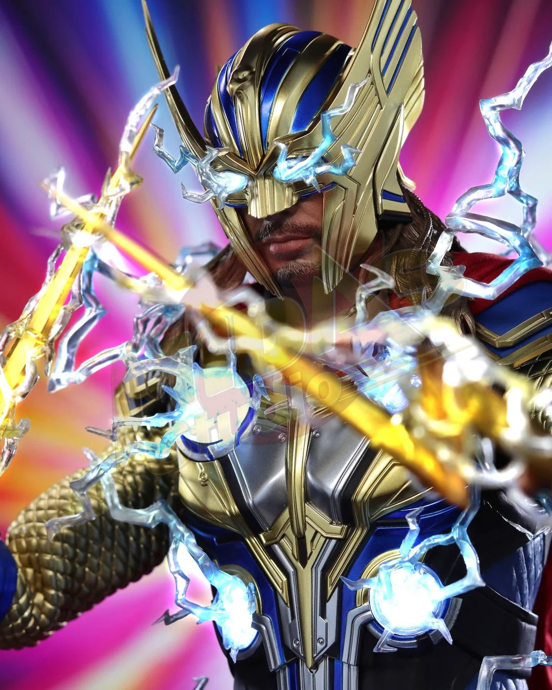 Brand New🔥 Hot Toys 1/6 Scale Marvel Thor: Love and Thunder - Thor Collectible Figure (Deluxe Edition, MMS656)