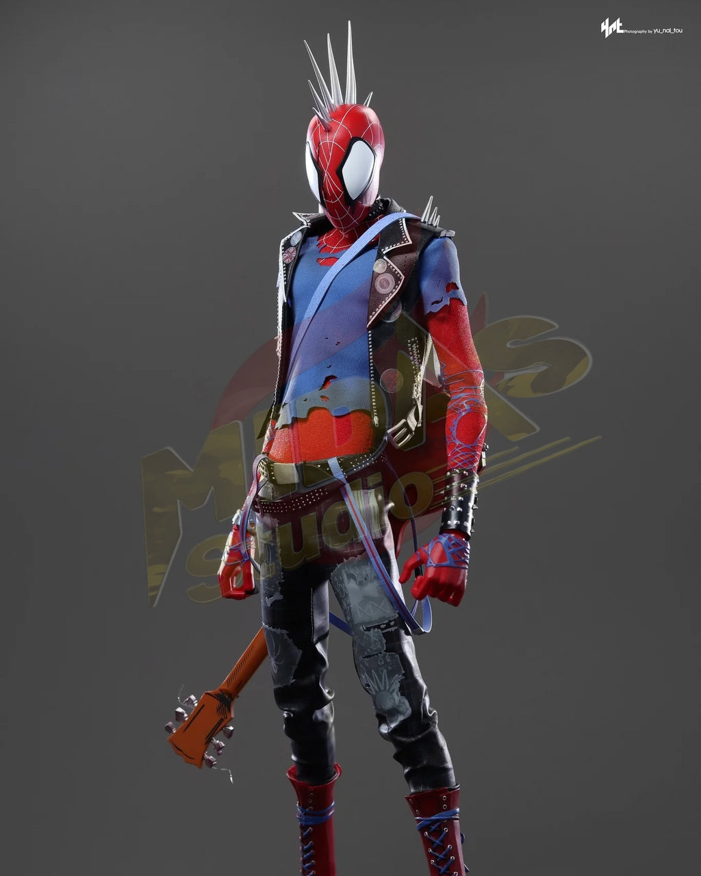 Brand New🔥 Hot Toys 1/6 Scale Spider-Man: Across the Spider-Verse - Spider-Punk Collectible Figure (Special Edition, MMS726B)