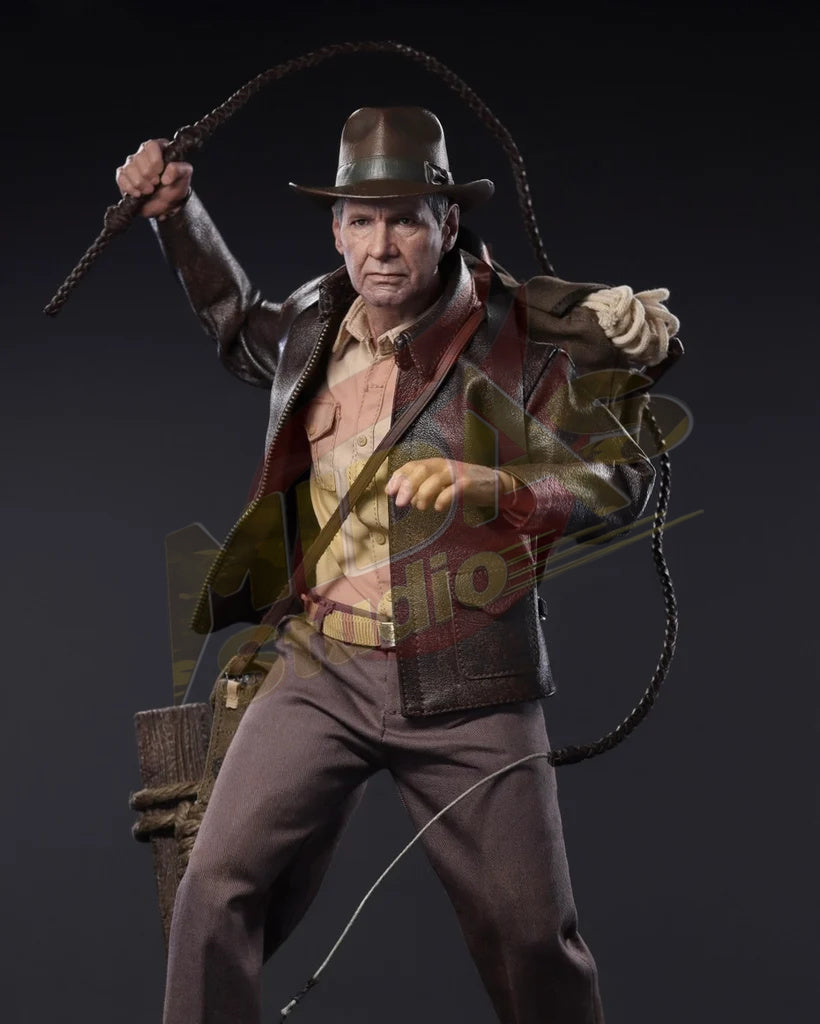 Brand New🔥 Hot Toys 1/6 Scale Indiana Jones and the Dial of Destiny – Indiana Jones Collectible Figure (Deluxe Version, MMS717)
