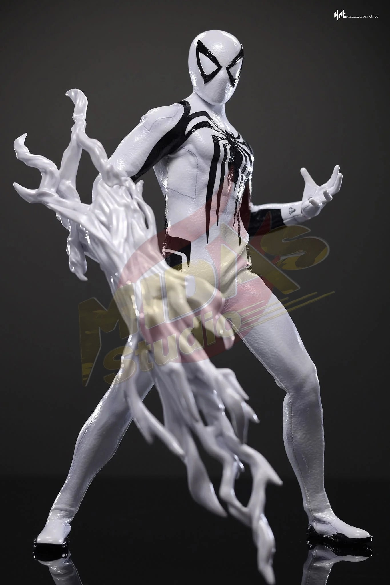 Brand New🔥 Hot Toys VGM69 Marvel Spider-Man 2 Peter Parker Anti-Venom Suit 1/6 Scale Collectible Figure Set