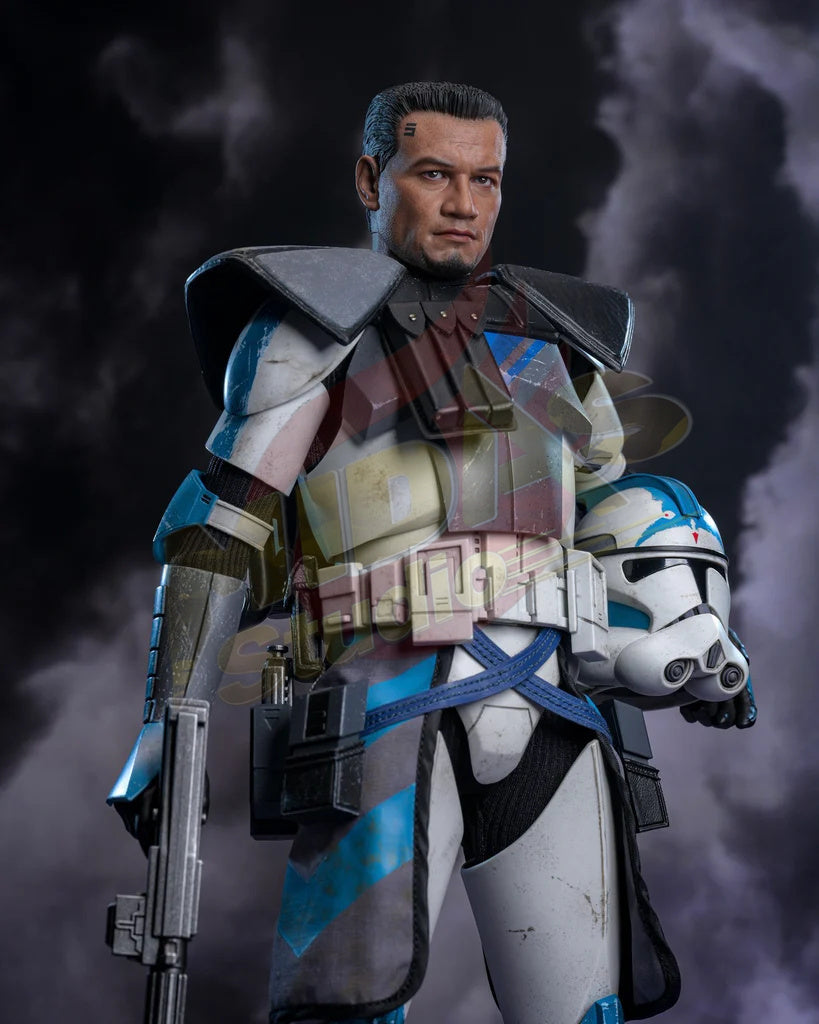 Brand New🔥 Hot Toys 1/6 Scale Star Wars: The Clone Wars Arc Trooper Fives Collectible Figure (TMS132)