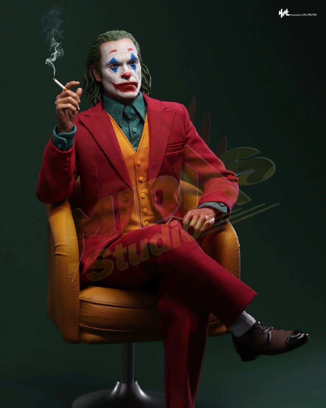 Brand New🔥 Hot Toys 1/6 Scale The Joker (2019) - The Joker (Artisan Edition) Collectible Figure (DX43AE)
