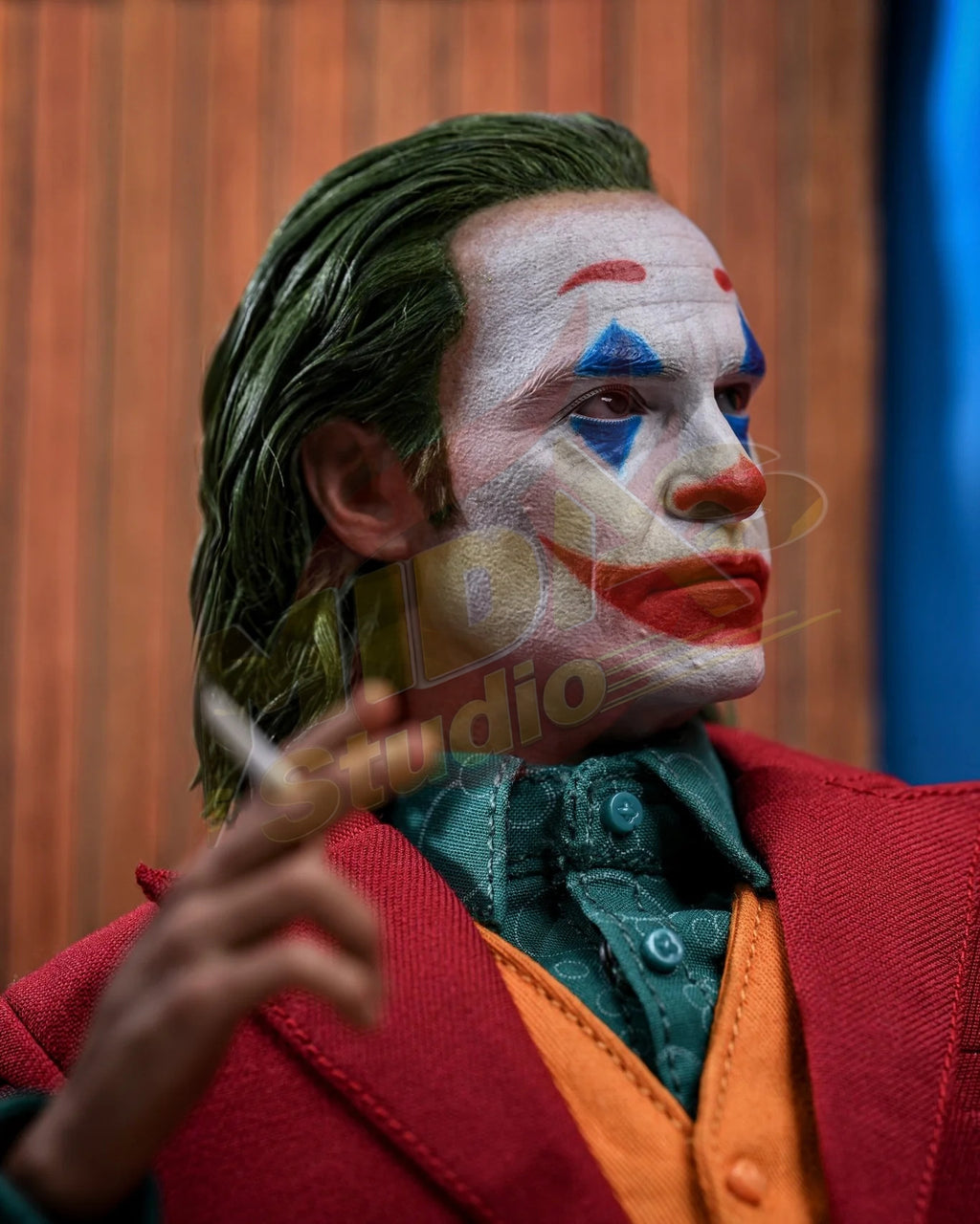 Brand New🔥 Hot Toys 1/6 Scale The Joker (2019) - The Joker (Artisan Edition) Collectible Figure (DX43AE)