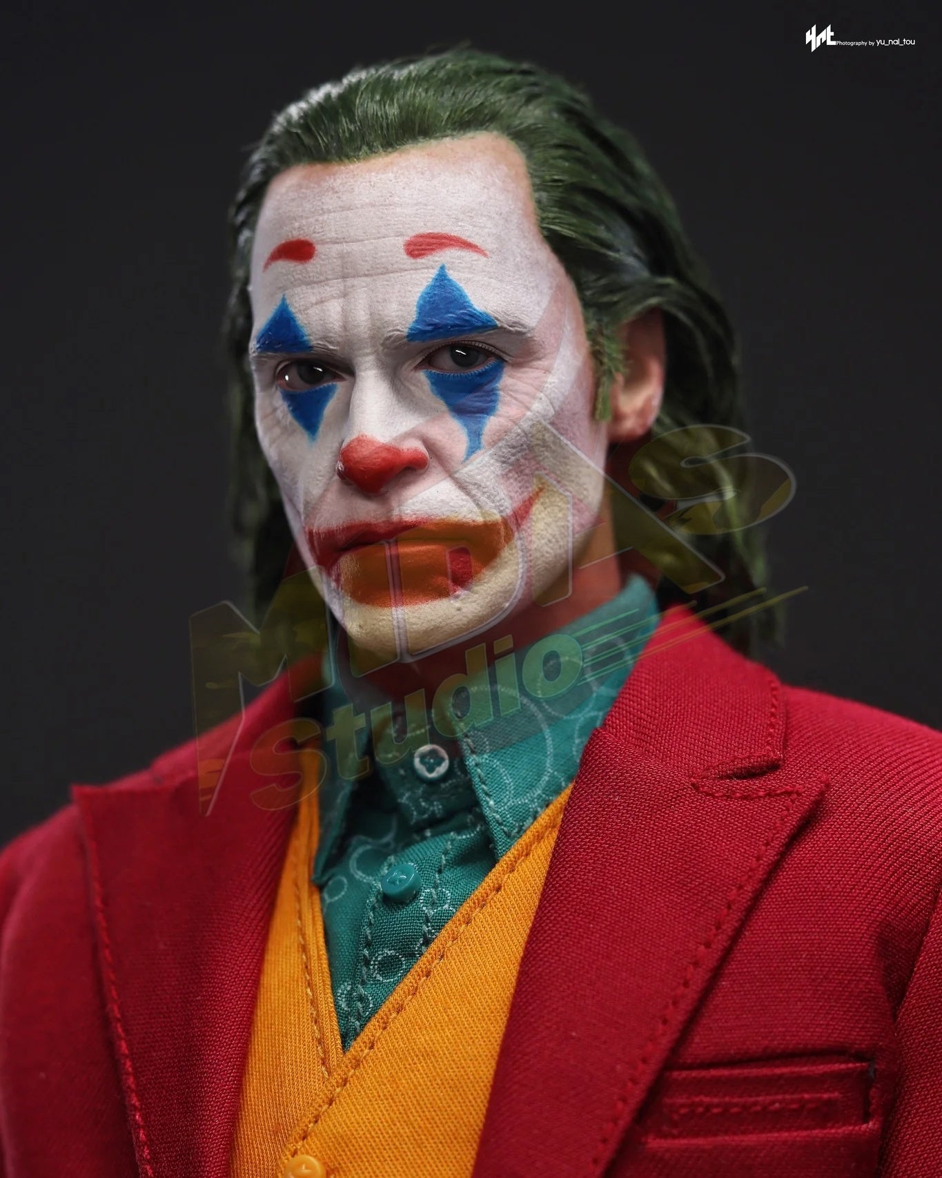 Brand New🔥 Hot Toys 1/6 Scale The Joker (2019) - The Joker (Artisan Edition) Collectible Figure (DX43AE)