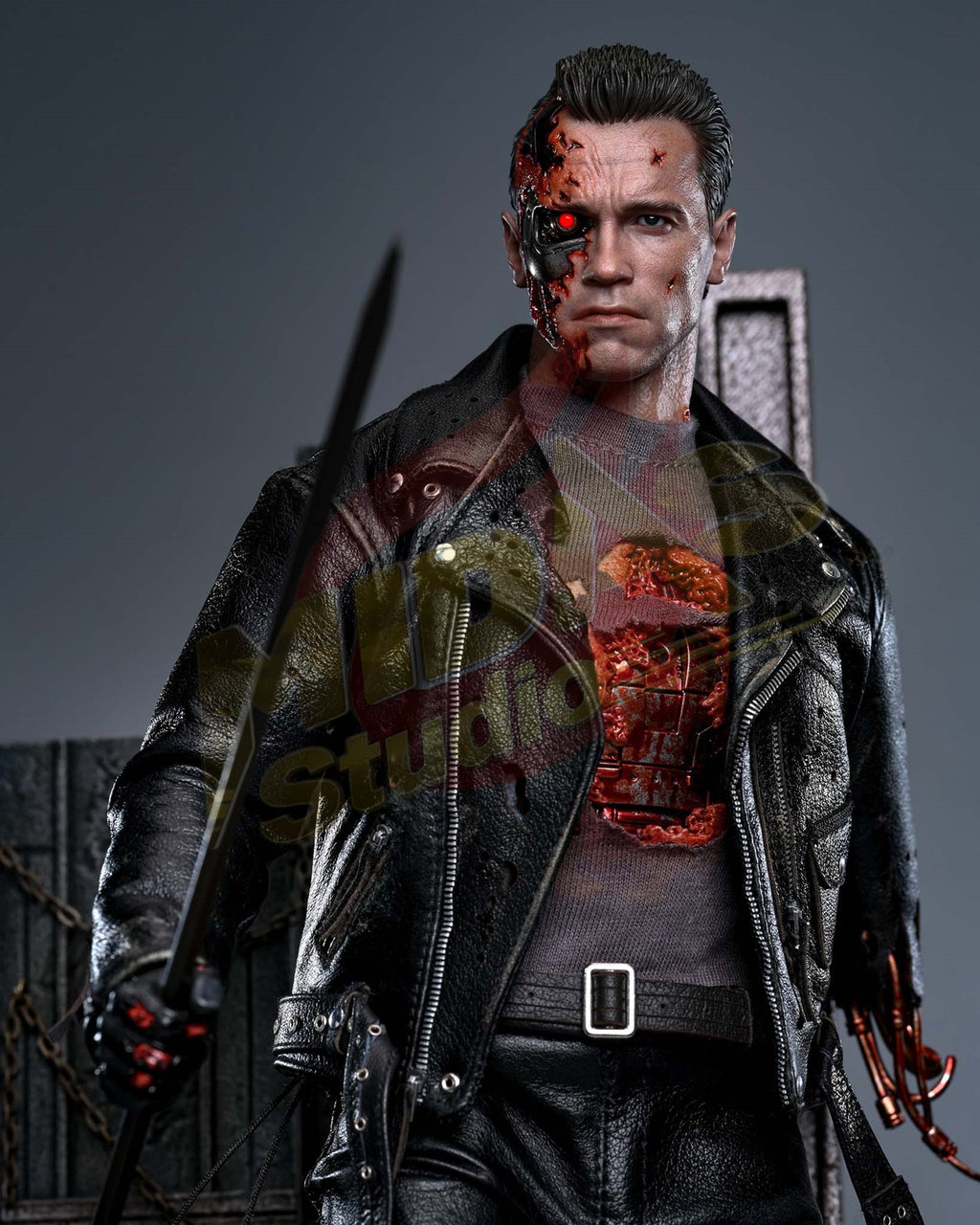 Brand New🔥 Hot Toys 1/6 Scale Terminator 2: Judgment Day T-800 (Battle Damaged Version 2.0) Collectible Figure (DX46)