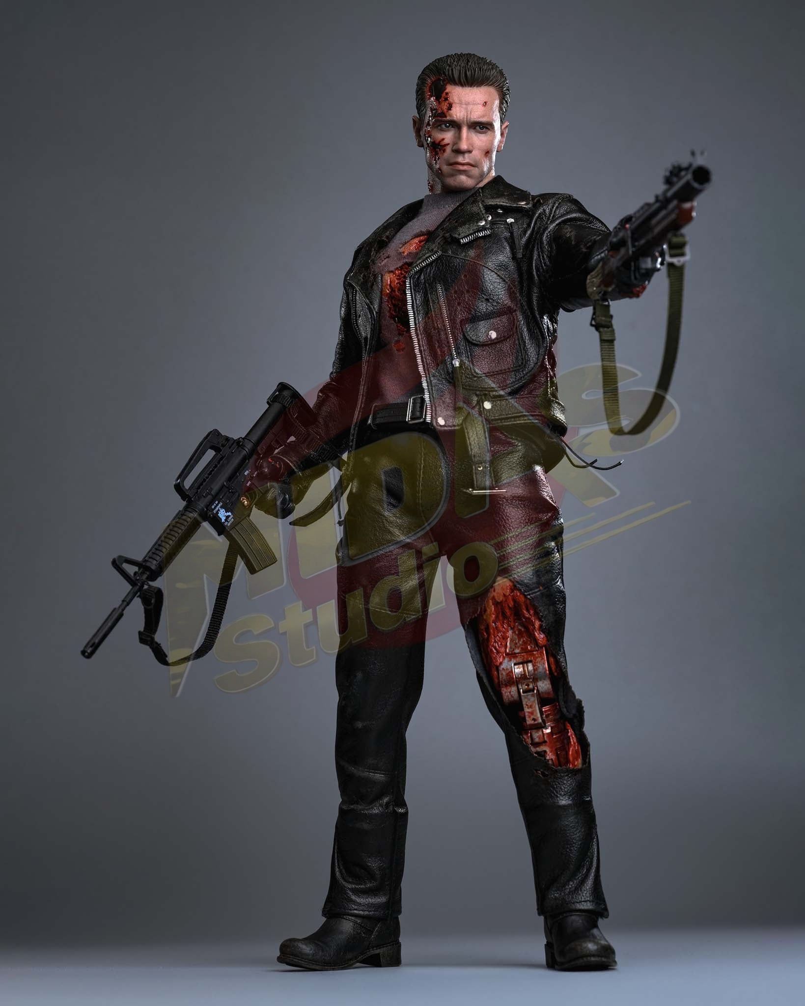 Brand New🔥 Hot Toys 1/6 Scale Terminator 2: Judgment Day T-800 (Battle Damaged Version 2.0) Collectible Figure (DX46)