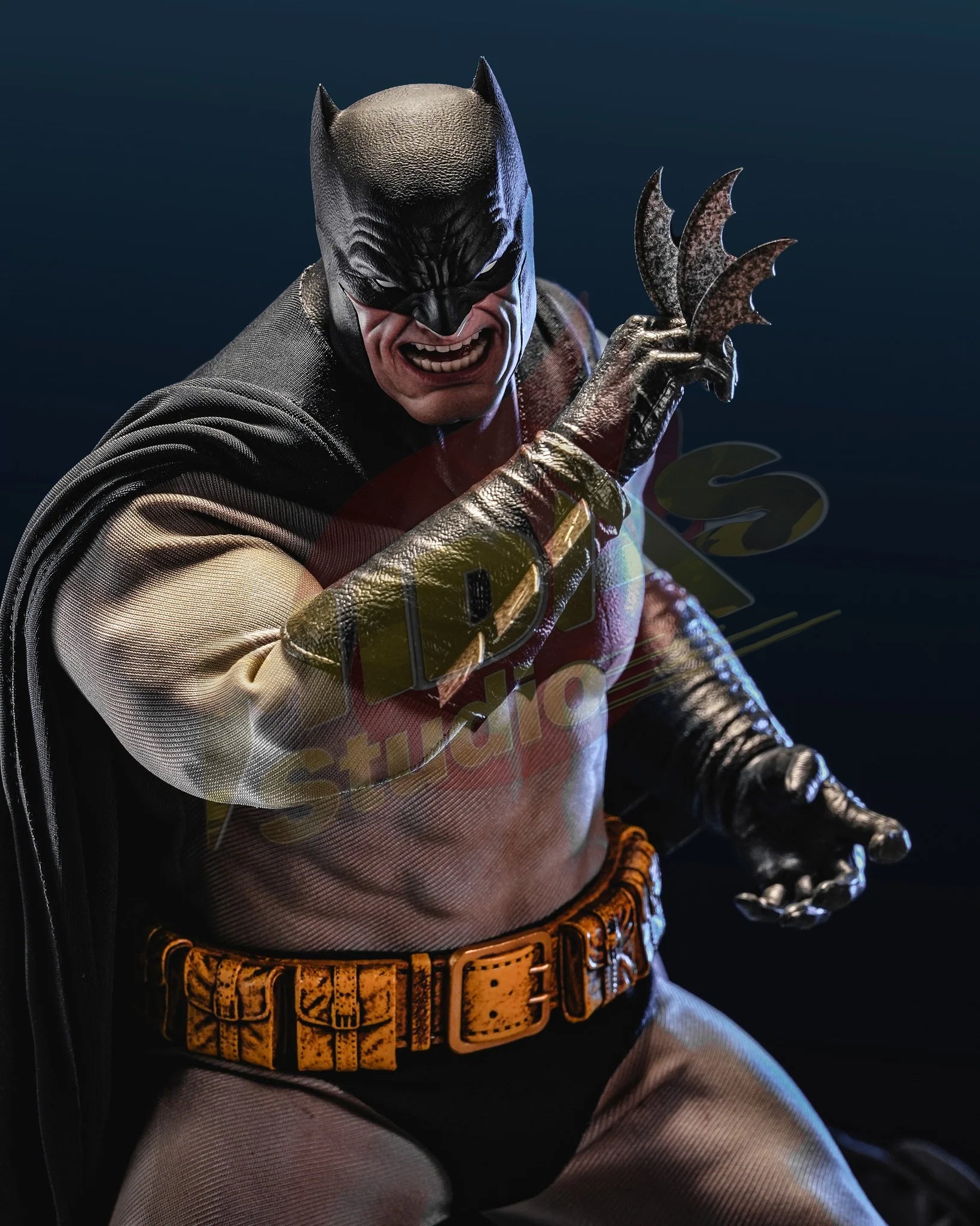 Brand New🔥 Hot Toys 1/6 Scale DC Comic: Batman - The Dark Knight Returns Batman Collectible Figure (CMS024)