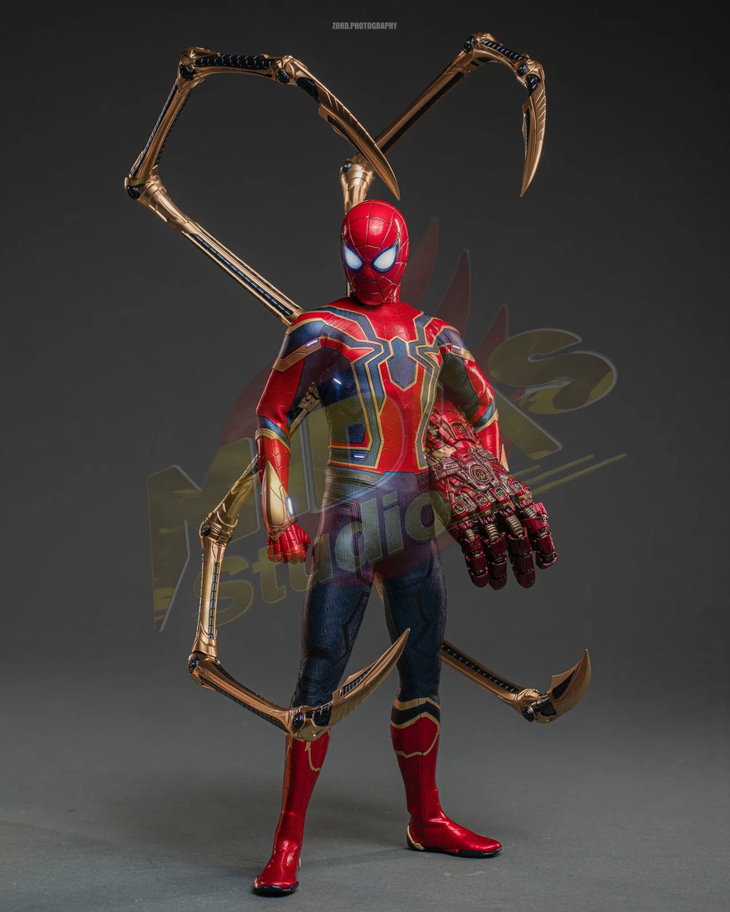 Brand New🔥 Hot Toys MMS762AE Marvel Avengers Endgame Iron Spider Artisan Edition Special Edition 1/6 Scale Collectible Figure Set