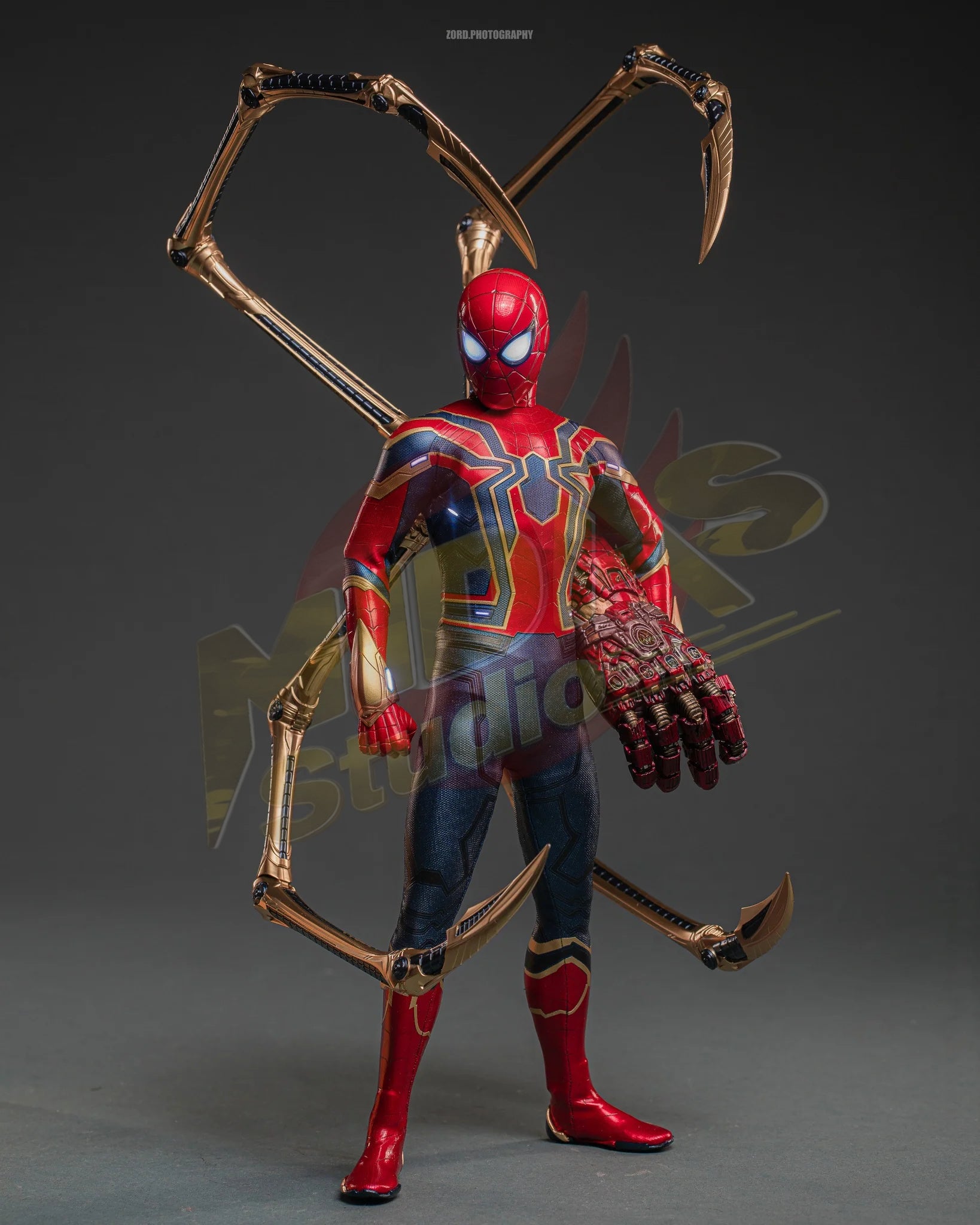 Brand New🔥 Hot Toys MMS762AE Marvel Avengers Endgame Iron Spider Artisan Edition Special Edition 1/6 Scale Collectible Figure Set