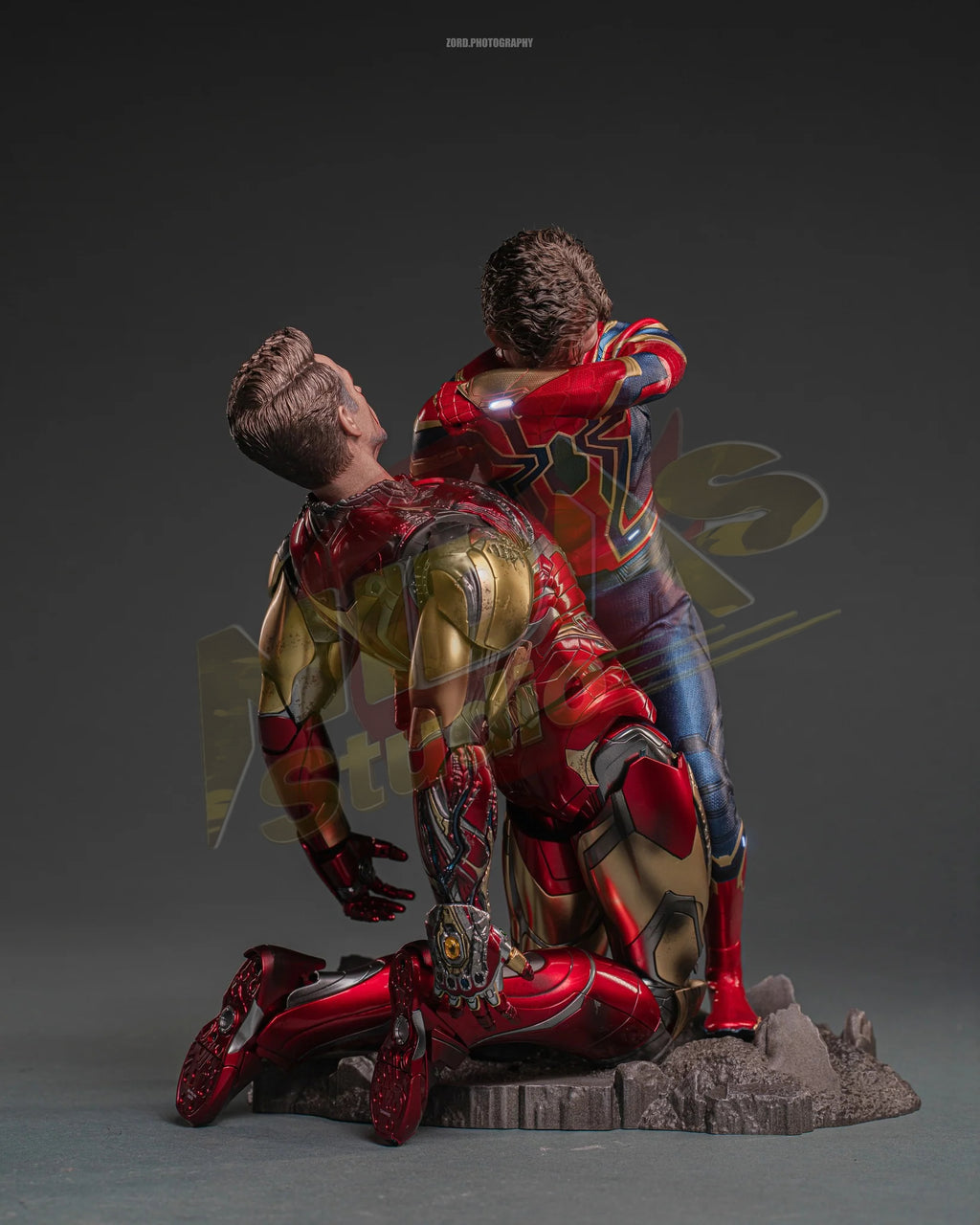 Brand New🔥 Hot Toys MMS762AE Marvel Avengers Endgame Iron Spider Artisan Edition Special Edition 1/6 Scale Collectible Figure Set