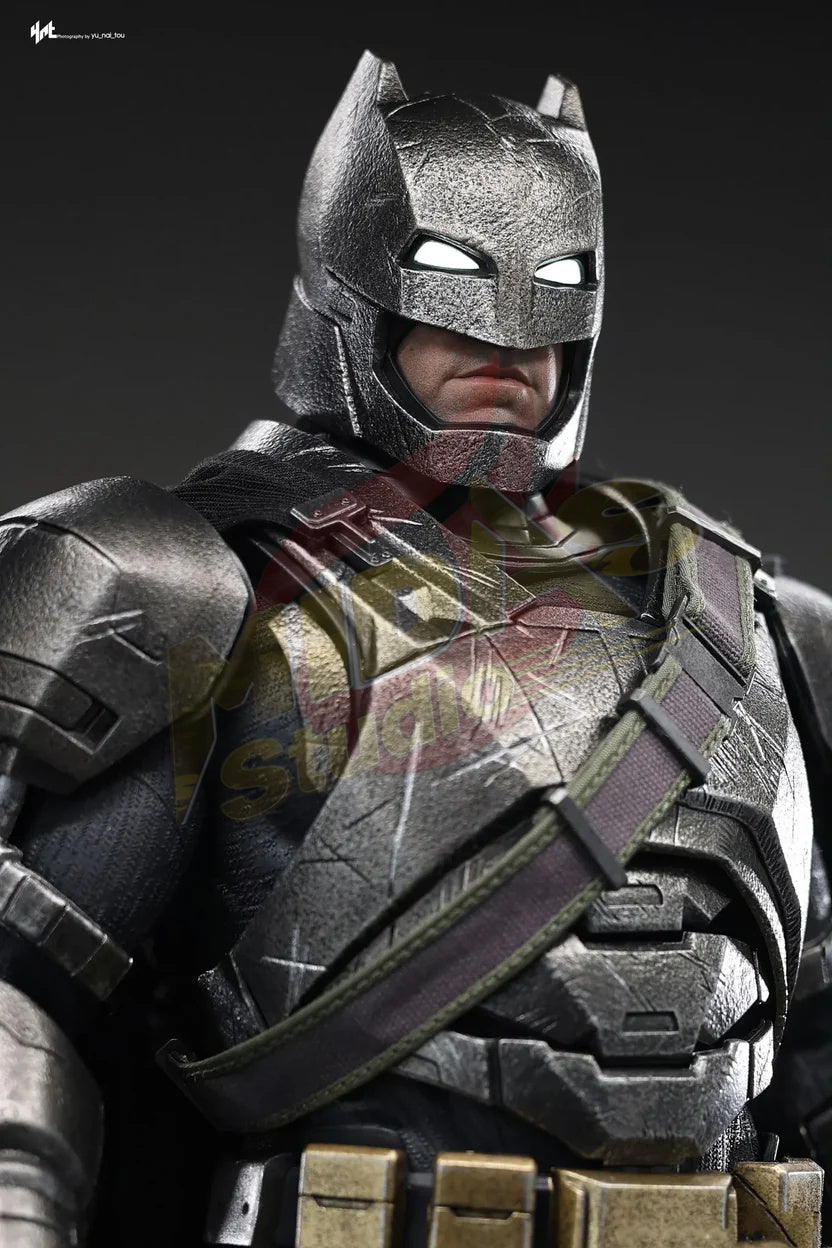 Brand New🔥 Hot Toys 1/6 Scale Batman v Superman: Dawn of Justice - Armored Batman (2.0) Collectible Figure (Deluxe Version, MMS743D63)