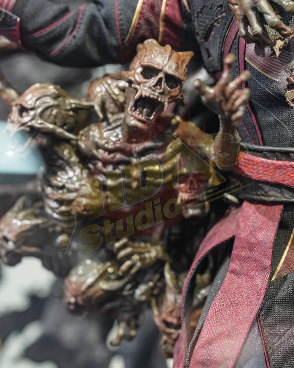 Brand New🔥 Hot Toys MMS654 Doctor Strange in the Multiverse of Madness Dead Strange 1/6 Scale Collectible Figure Set