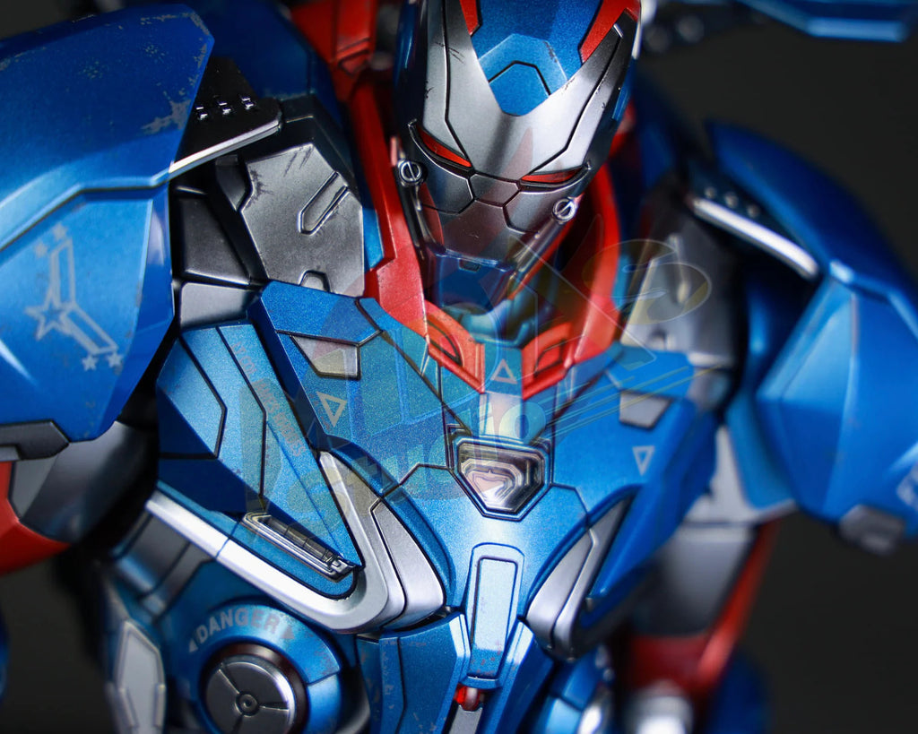 Brand New🔥 Hot Toys MMS547D34 Avengers Endgame Iron Patriot 1/6 Scale Collectible Figure Set