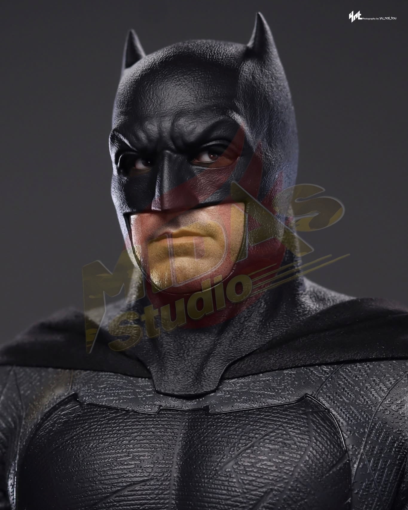 Brand New🔥 Hot Toys 1/6 Scale Batman v Superman: Dawn of Justice Batman (2.0) Collectible Figure (Deluxe Version, MMS732)
