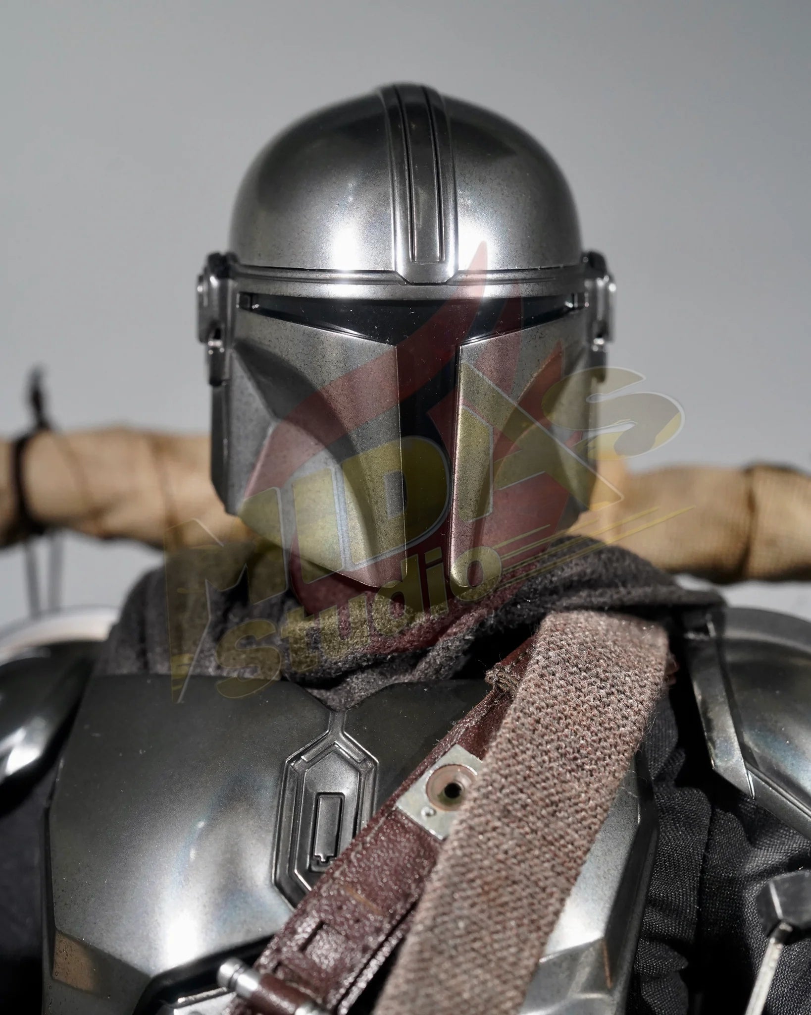 Brand New🔥 Hot Toys 1/6 Scale Star Wars: The Mandalorian and Grogu Collectibles Set (Regular Edition, TMS051)