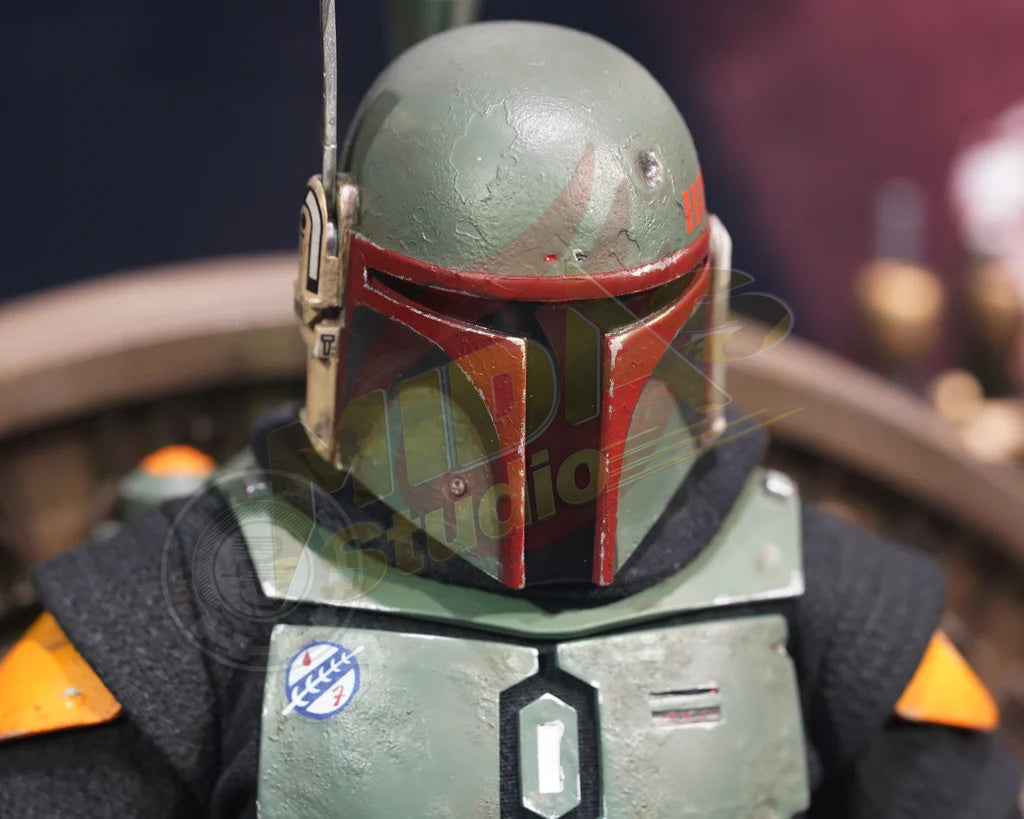 Brand New🔥 Hot Toys 1/6 Scale Star Wars: The Mandalorian Boba Fett (Repaint Armor and Throne) Collectible Figure (Special Edition, TMS056B)
