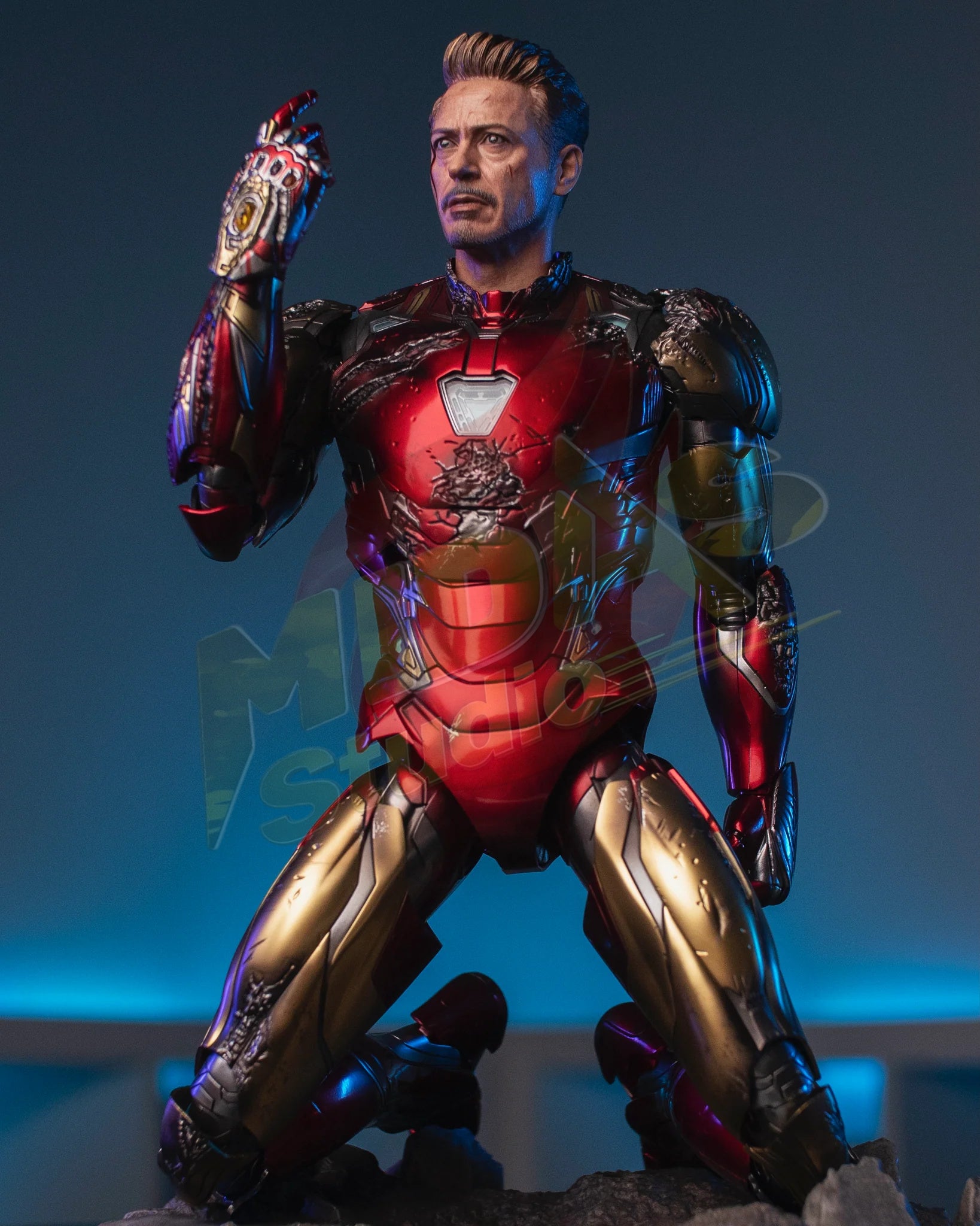 Brand New🔥 Hot Toys 1/6 Scale Avengers: Endgame Iron Man Mark LXXXV (Battle Damaged Version, Exclusive Edition) Collectible Figure (MMS543D33)