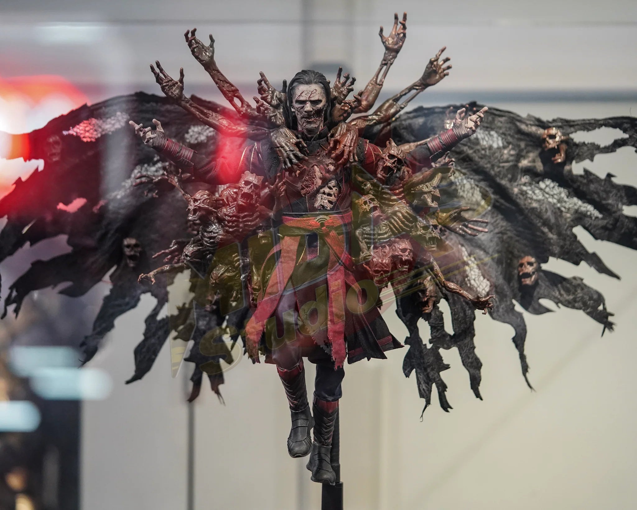 Brand New🔥 Hot Toys MMS654 Doctor Strange in the Multiverse of Madness Dead Strange 1/6 Scale Collectible Figure Set