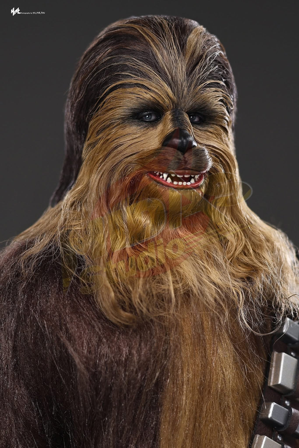 Brand New🔥 Hot Toys 1/6 Scale Star Wars: Episode V The Empire Strikes Back - Chewbacca with Disassembled C-3PO Collectible Figure (MMS766)