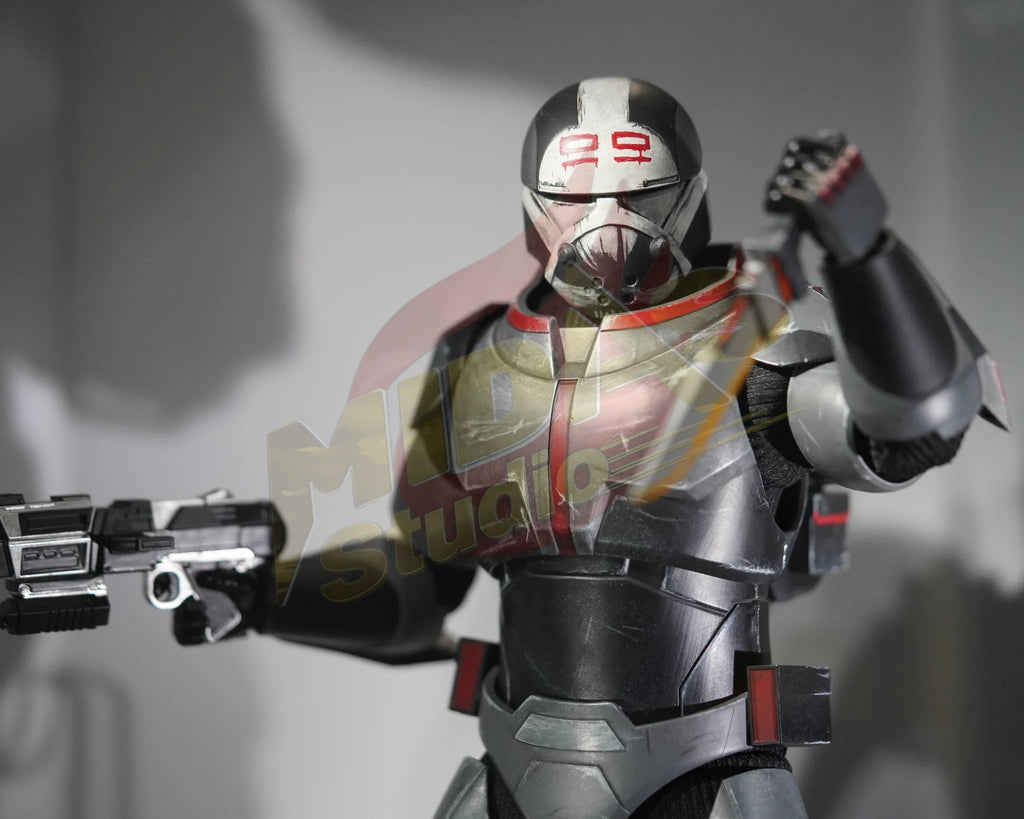 Brand New🔥 Hot Toys 1/6 Scale Star Wars: The Bad Batch Wrecker Collectible Figure (TMS099)