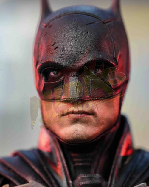 Brand New🔥 Hot Toys 1/6 Scale DC The Batman (Regular Edition) Collectible Figure (MMS638)