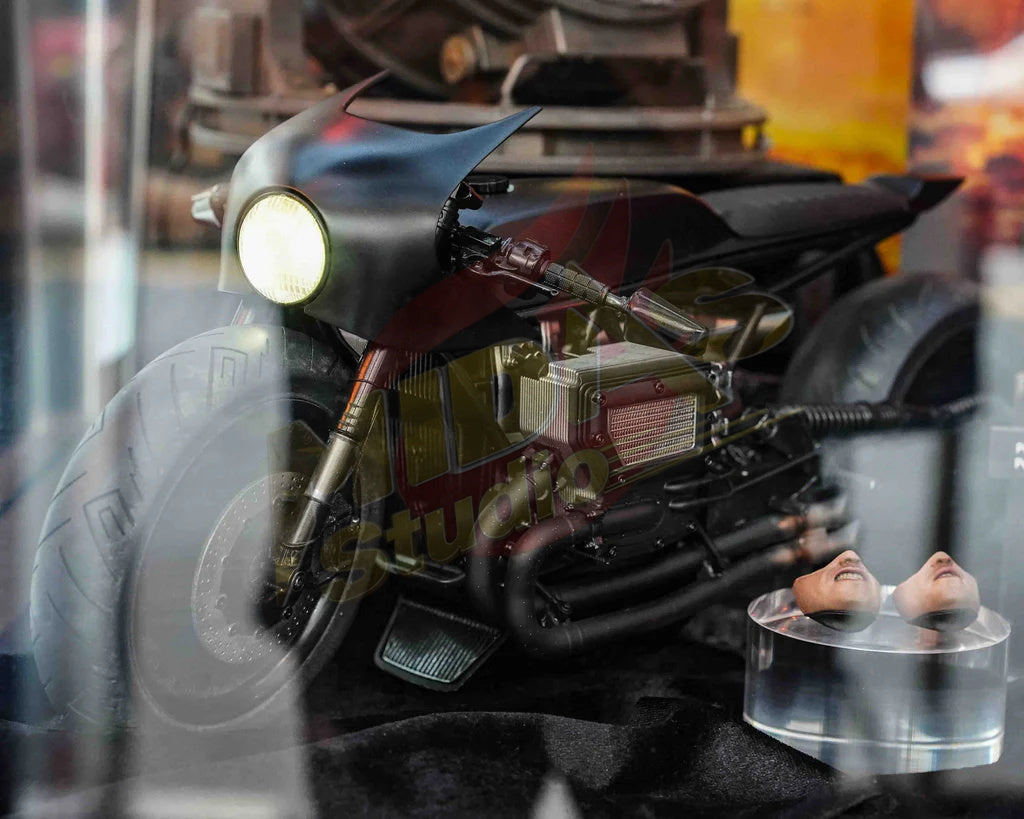 Brand New🔥 Hot Toys 1/6 Scale DC The Batman Batcycle Collectible Vehicle (MMS642)
