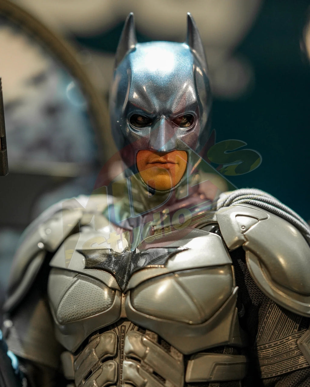 Brand New🔥 Hot Toys 1/6 Scale WB 100 Batman Collectible Figure (Exclusive Edition, Worldwide 500PCS, MMS697)