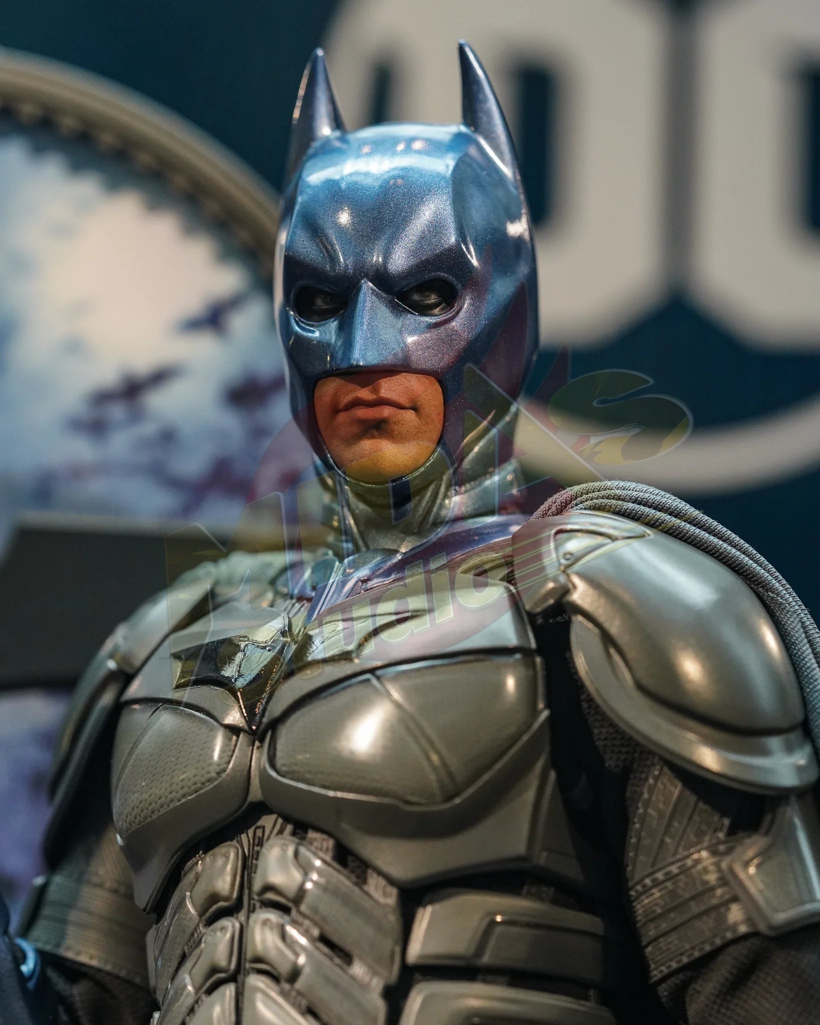 Brand New🔥 Hot Toys 1/6 Scale WB 100 Batman Collectible Figure (Exclusive Edition, Worldwide 500PCS, MMS697)