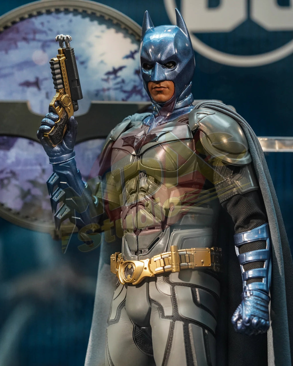 Brand New🔥 Hot Toys 1/6 Scale WB 100 Batman Collectible Figure (Exclusive Edition, Worldwide 500PCS, MMS697)