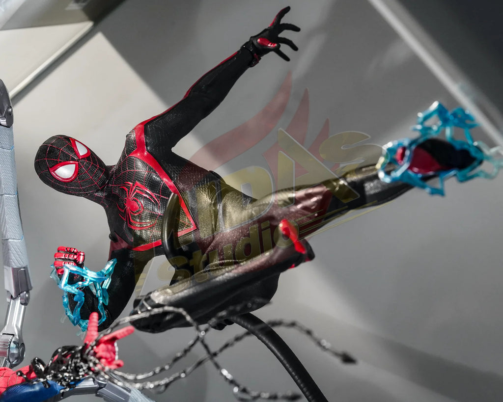 Brand New🔥 Hot Toys 1/6 Scale Marvel’s Spider-Man 2 Miles Morales (Upgraded Suit) Collectible Figure (VGM55, Limited 300 Pieces in Hong Kong)