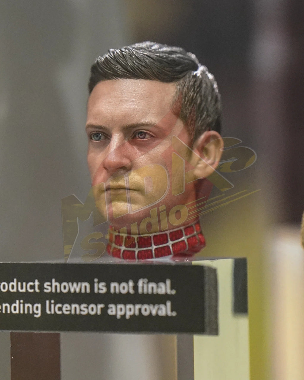 Brand New🔥 Hot Toys 1/6 Scale Spider-Man: No Way Home Friendly Neighborhood Spider-Man Collectible Figure (Deluxe Version, Special Edition, MMS662B)