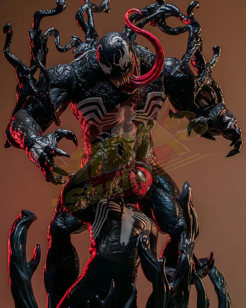 Brand New🔥 Hot Toys 1/6 Scale Marvel Comics - Venom Collectible Figure (CMS023)