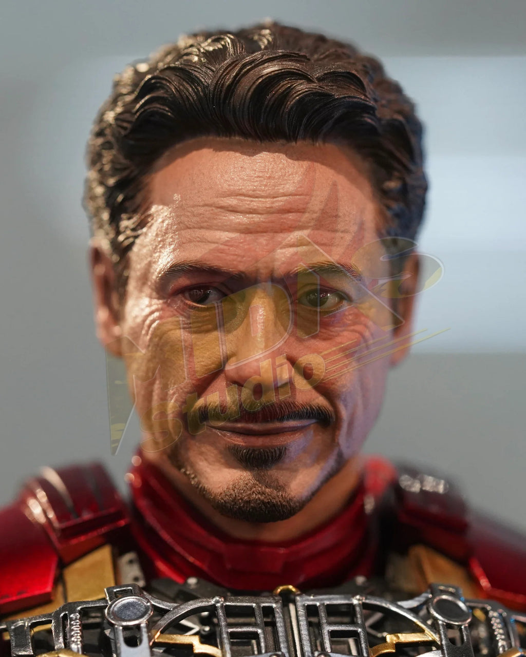 Brand New🔥 Hot Toys 1/6 Scale The Avengers - Iron Man Mark VI (2.0) Collectible Figure (MMS687D52)