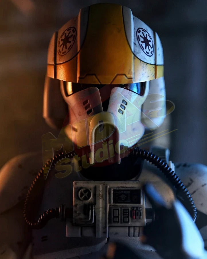 Brand New🔥 Hot Toys 1/6 Scale Star Wars: Attack of the Clones Clone Pilot Collectible Figure (MMS648)
