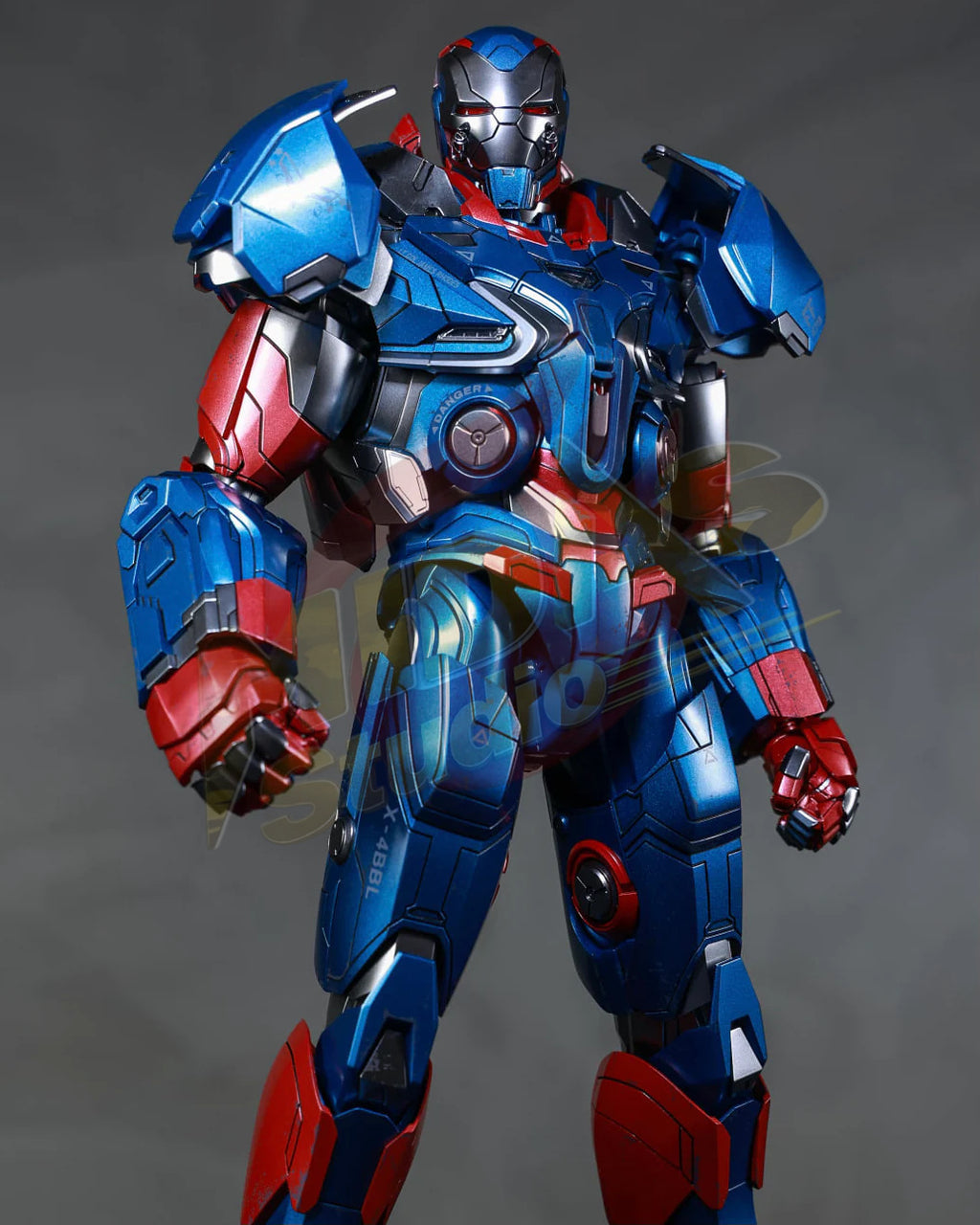 Brand New🔥 Hot Toys MMS547D34 Avengers Endgame Iron Patriot 1/6 Scale Collectible Figure Set