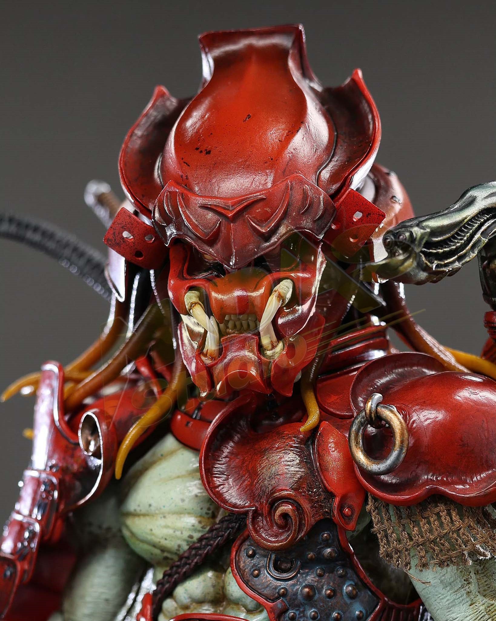 Brand New🔥 Hot Toys 1/6 Scale Alien vs Predator - Akaoni Samurai Predator Collectible Figure (Special Edition, AC06B)