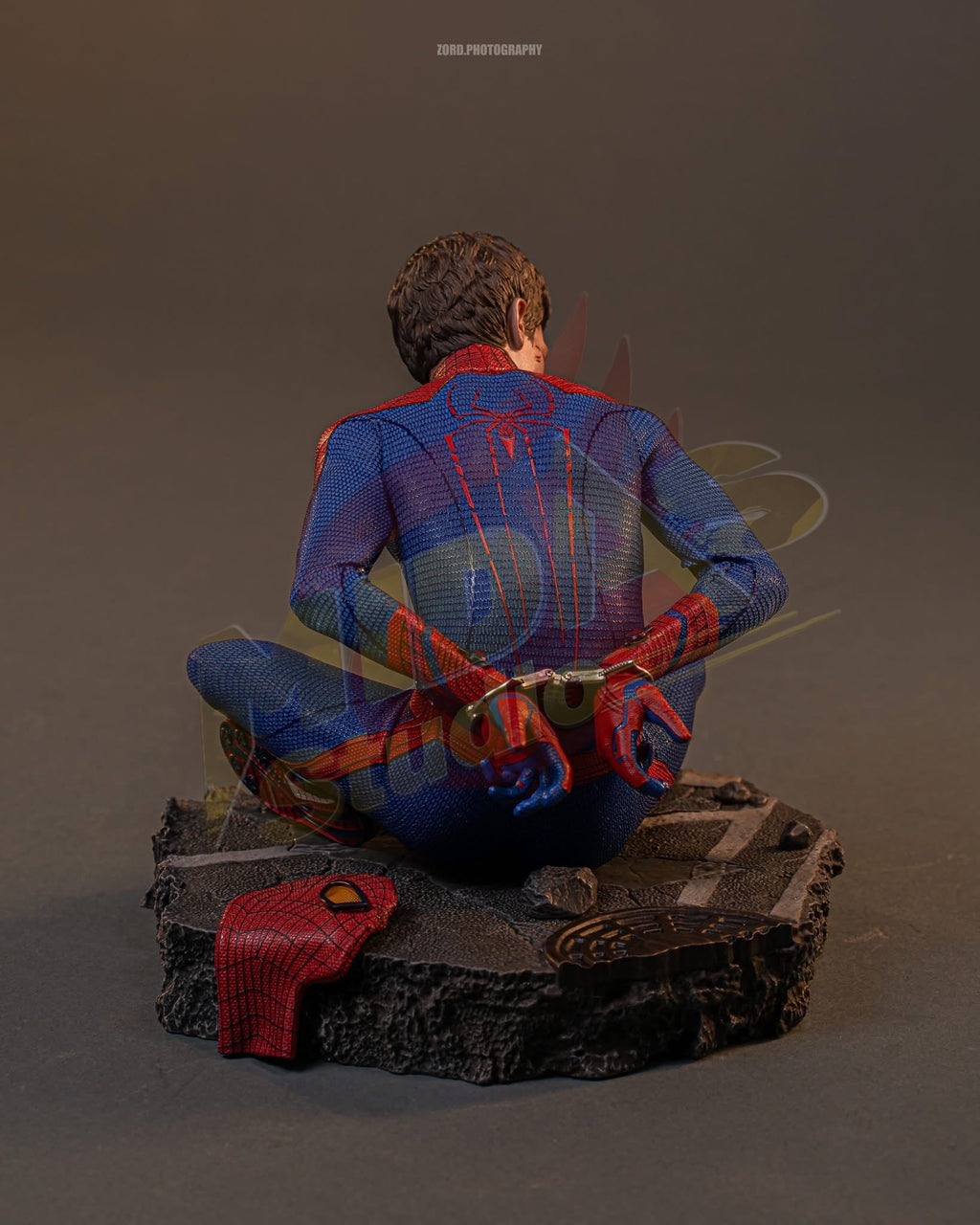 Brand New🔥 Hot Toys 1/6 Scale The Amazing Spider-Man Collectible Figure (Deluxe Version, Special Edition, MMS772B)