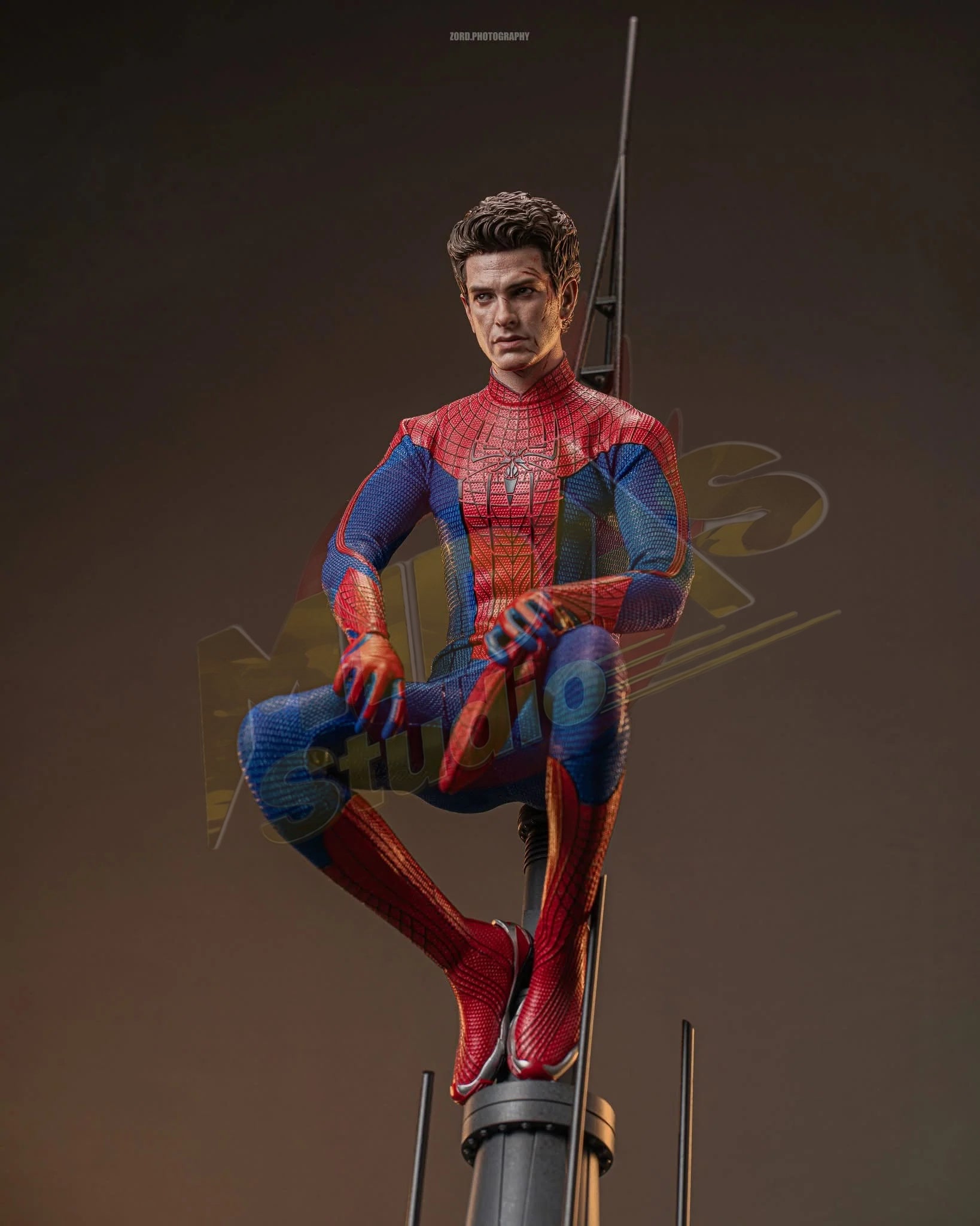 Brand New🔥 Hot Toys 1/6 Scale The Amazing Spider-Man Collectible Figure (Deluxe Version, Special Edition, MMS772B)