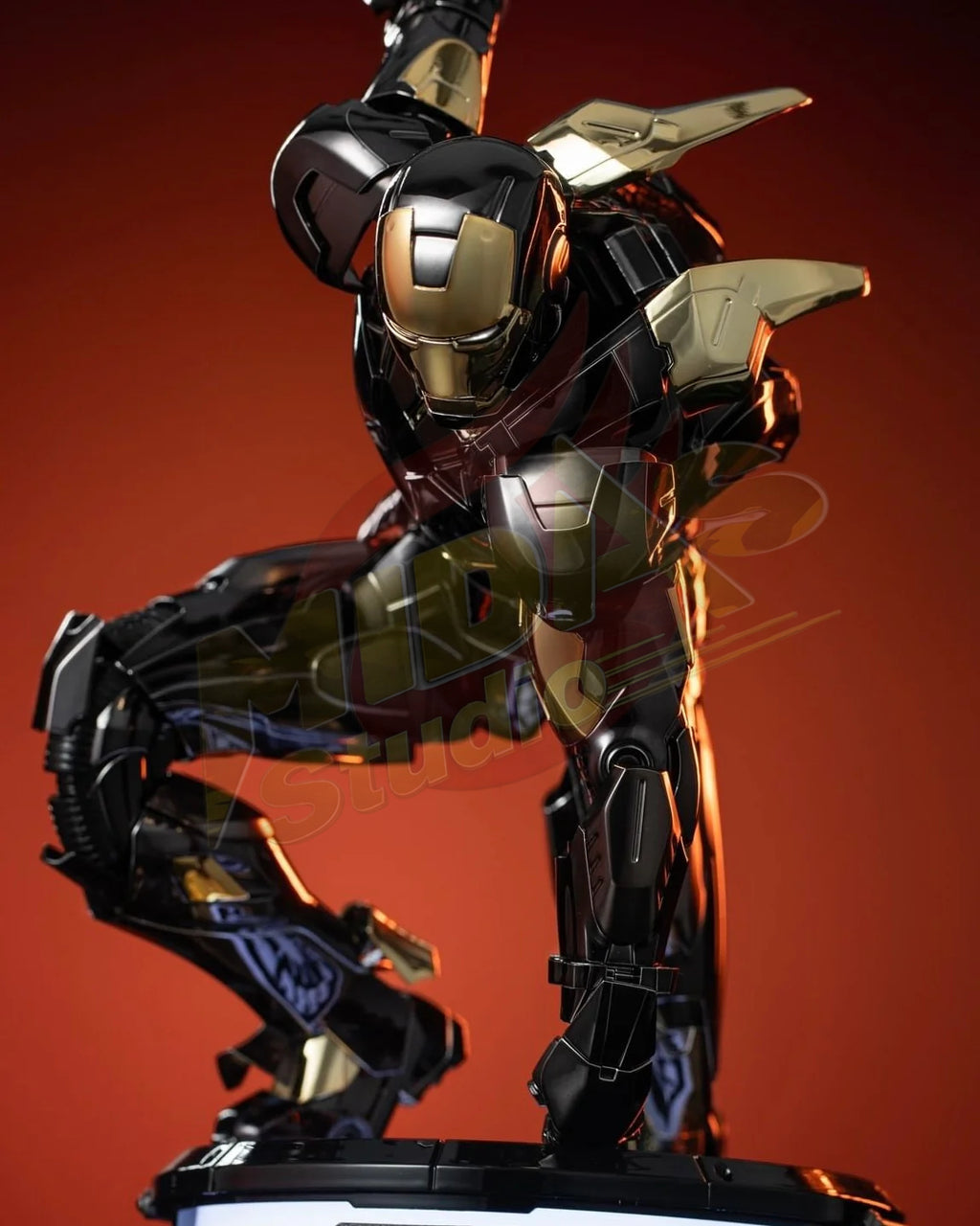 Brand New🔥 Hot Toys 1/6 Scale Marvel Avengers Iron Man Mark VII (Black and Gold Version) Collectible Figure (Exclusive Limited Edition, MMS741D61)