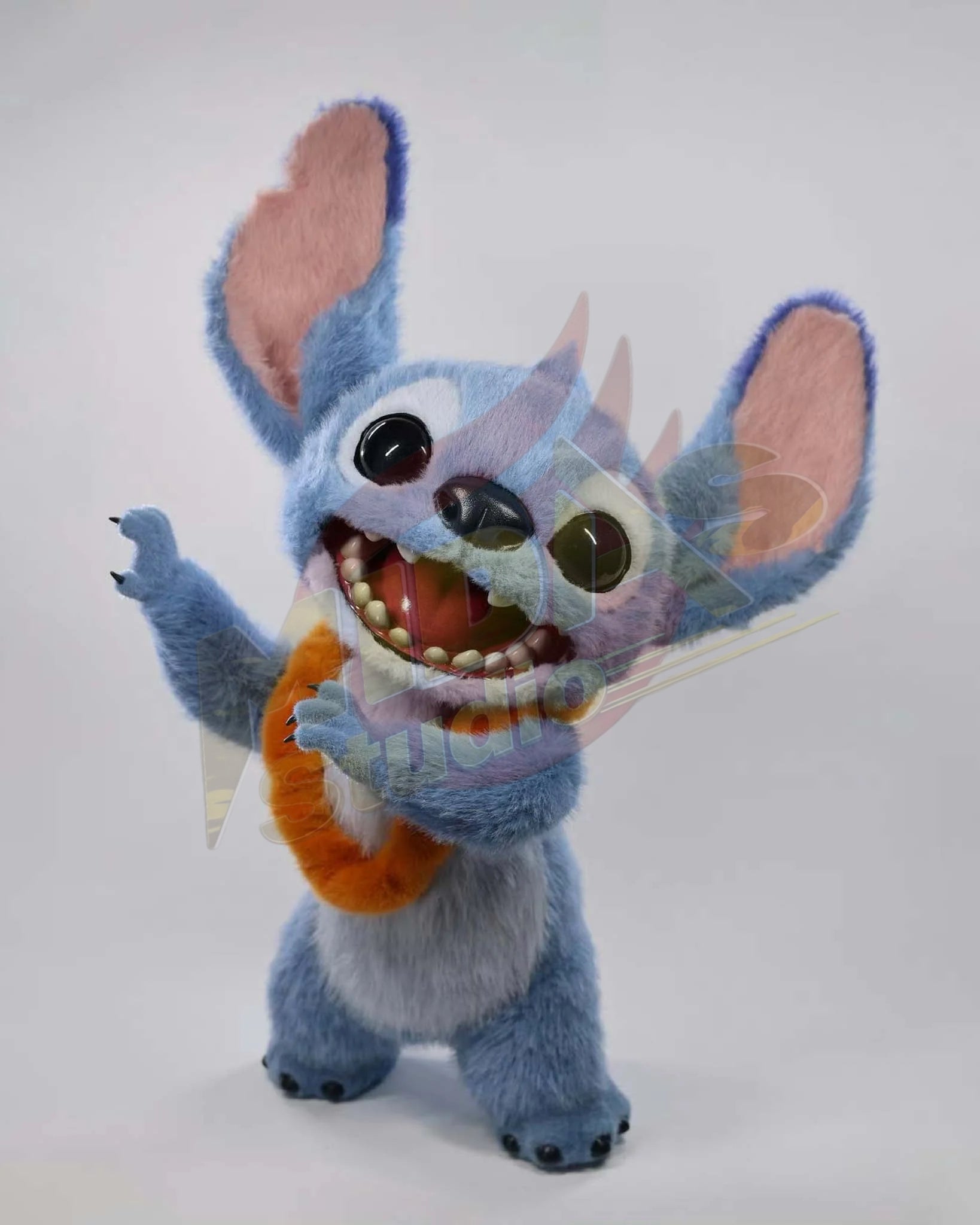 Brand New🔥 Hot Toys 1/6 Scale Lilo & Stitch - Stitch Collectible Figure (MMS815)