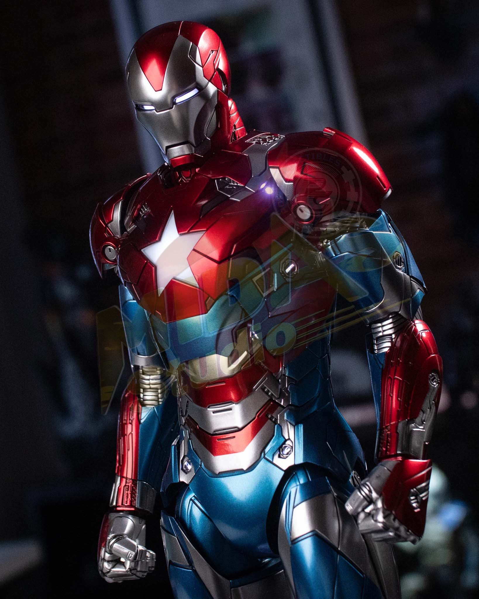 Brand New🔥 Hot Toys 1/6 Scale Marvel Comics - Iron Patriot Collectible Figure (Hot Toys Exclusive, CMS021D68)